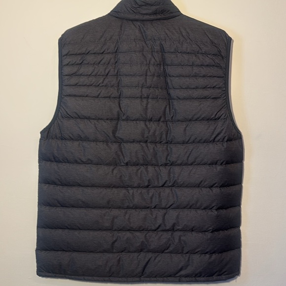 NWT 32 DEGREES MEN’S VEST DOWN/ FEATHERS SIZE M - Picture 2 of 8